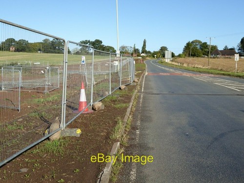 Photo 6x4 heras fencing - heras,