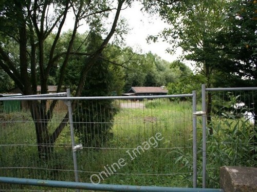 Photo 6x4 fencing the - 6x4,